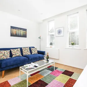  Apartment Perfect Centre Location - Historic Albion Mews