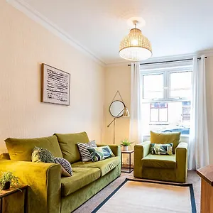  Apartment 2 Bed, Up To 6 Guests Near Centre